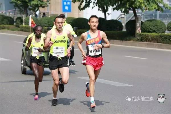 重马国内冠军刘英才：跃居“中国业余一哥”的兰州高中生