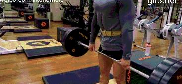 雄壮腿部大肌群加强训练：6个动作增强腿部力量提升运动质量