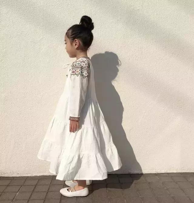 你最爱的人却爱上了别人,最爱你的人往往最后最爱的是自己