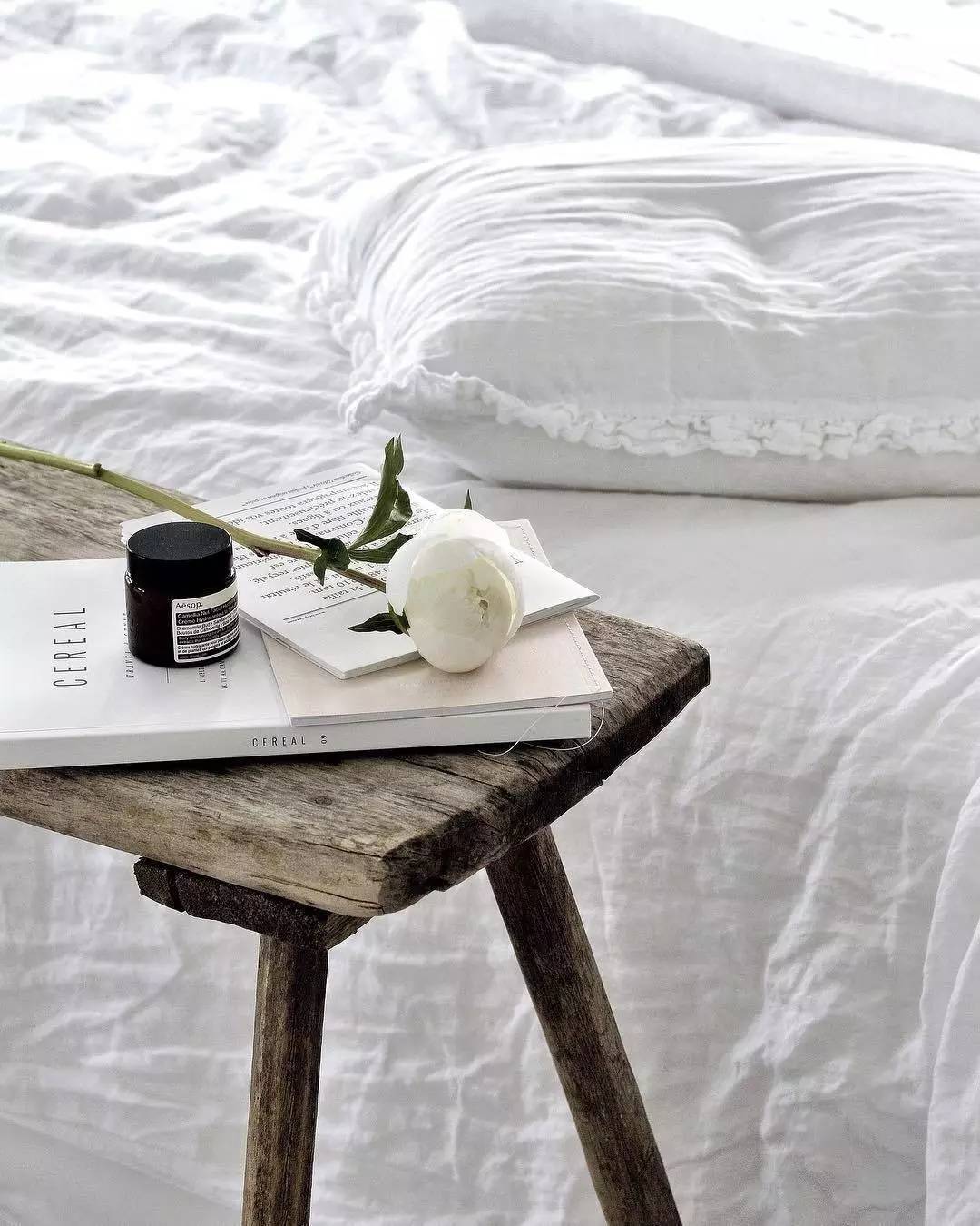 除了康乃馨还可以送母亲什么花,母亲节适合送妈妈的花康乃馨