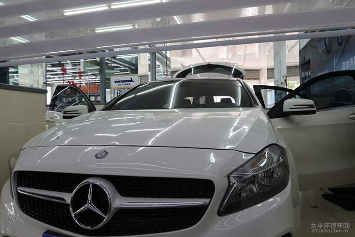 奔驰A180车内发生异响，美国大能汽车隔音有效解决