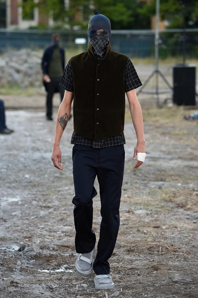 和supreme差不多的潮牌,supreme潮牌推荐