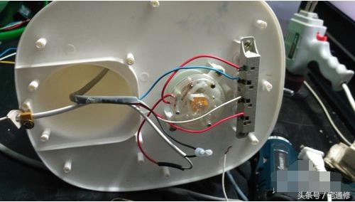 小台扇通电不转怎么办,台扇通电后不能转动的维修