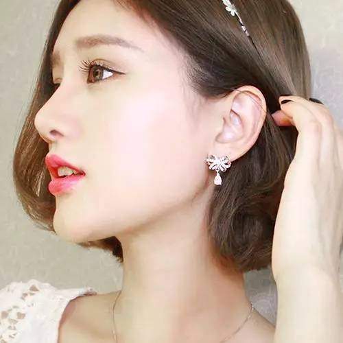 休闲衣服配什么耳钉好看,樱桃耳钉适合搭配什么上衣