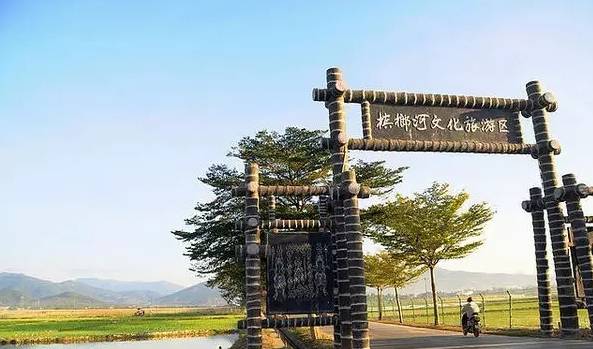 海南环线旅游攻略必去景点推荐,海南旅游攻略必去景点推荐日月湾