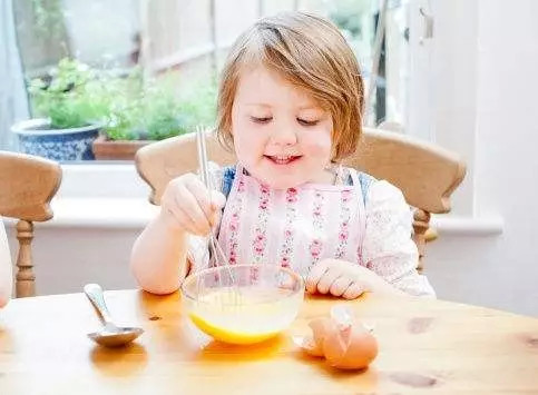 这十类食品不给孩子吃,这几种上了黑名单食物要少吃