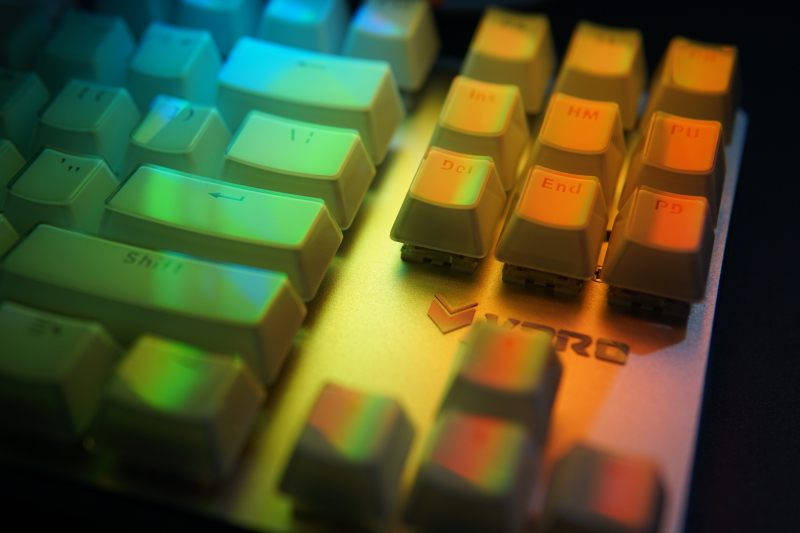 雷柏机械键盘v500冰晶版,雷柏v500s黑轴怎么样