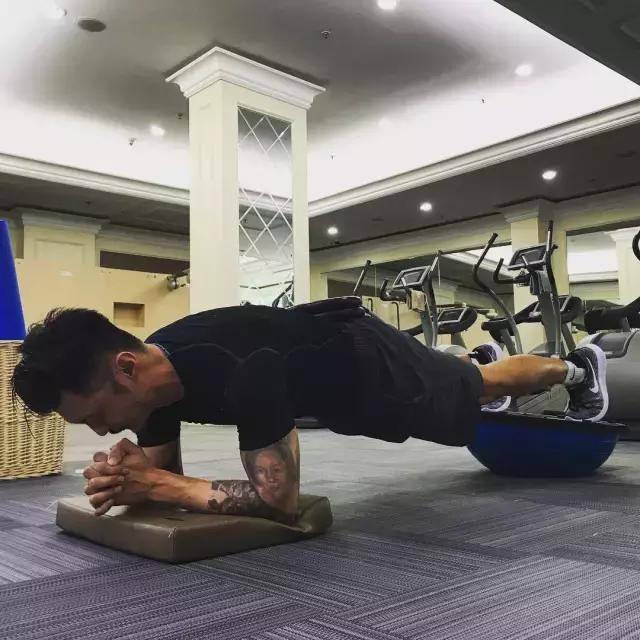 他是女人都想要的张志明，可是我更想要他的……