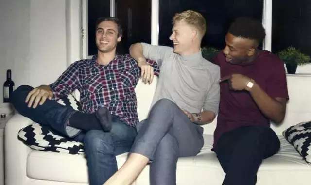 室友喜欢上我喜欢的人,室友喜欢我但我是男的