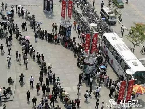 5.12汶川大地震真实影像实录,5.12汶川大地震官方纪录片