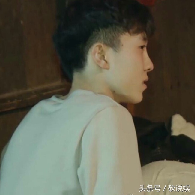 变形记陈新颖穿搭堪称直男教科书？来学习一下颖哥的穿搭技能