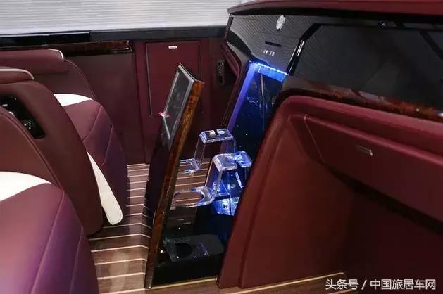 最新款gmc商务房车,gmcsavana房车顶配