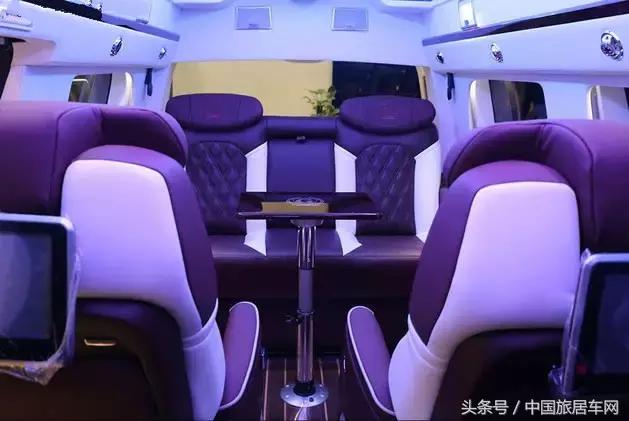 最新款gmc商务房车,gmcsavana房车顶配