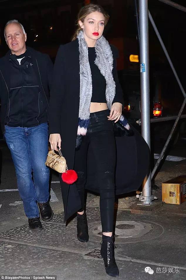 gigihadid私服都是神仙单品,gigihadid化妆包