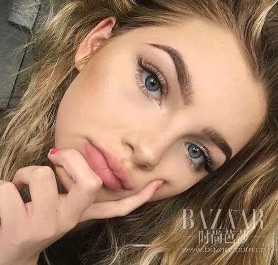 高低眉剑眉怎么修,高低眉修眉画眉