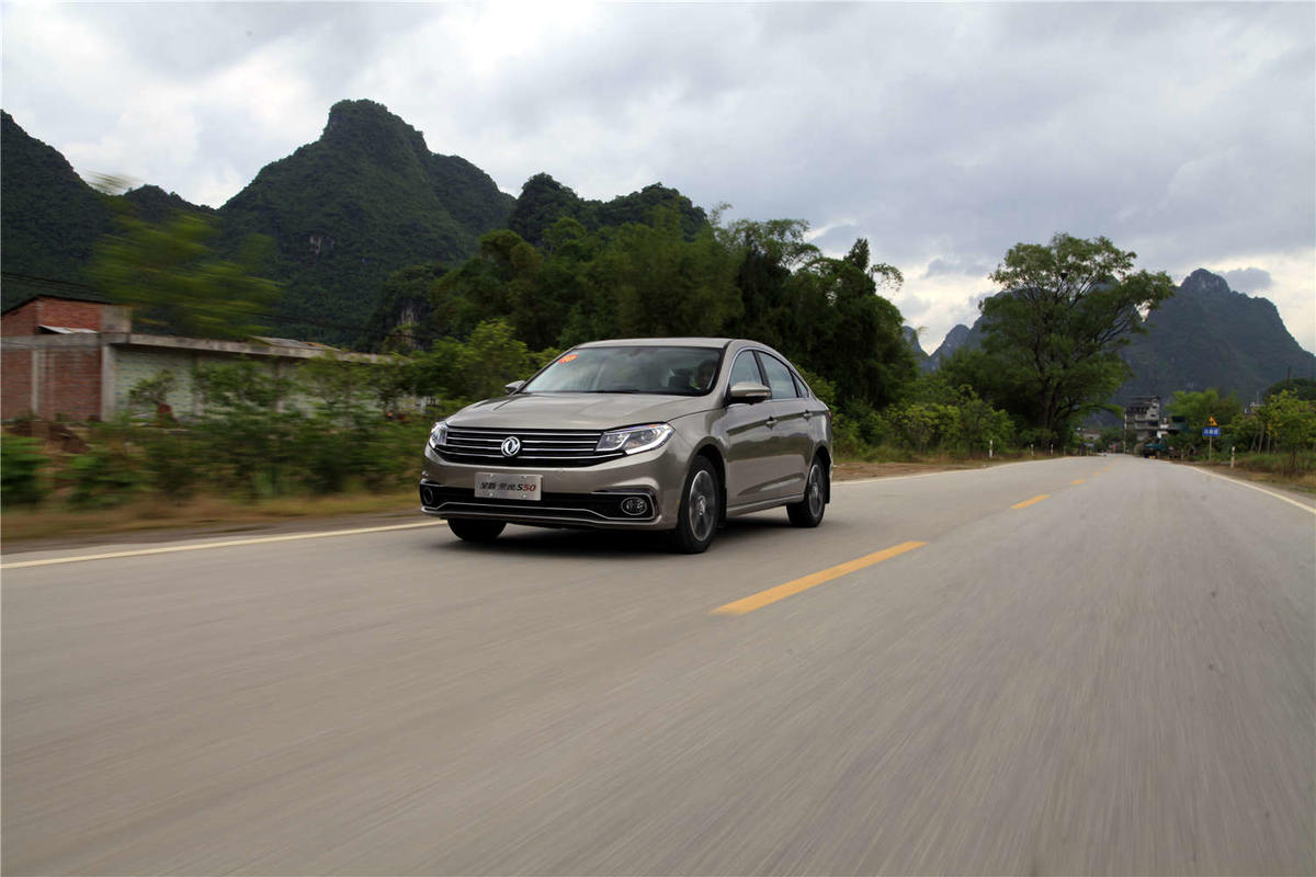 试驾东风景逸s50,东风景逸s50试驾