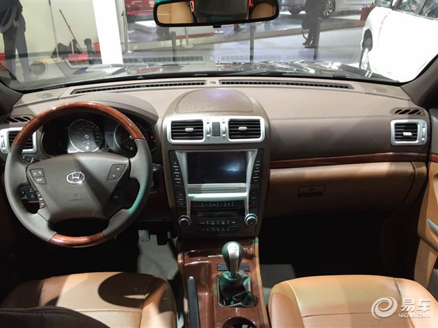 华泰宝利格装了哪几款发动机,华泰宝利格内饰是软包吗