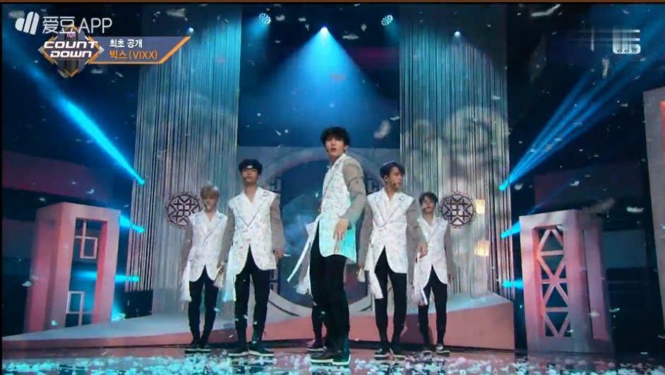 「VIXX」「新闻」170518VIXX《桃源境》回归初舞台带来两首联唱！扇子舞惊艳四座！