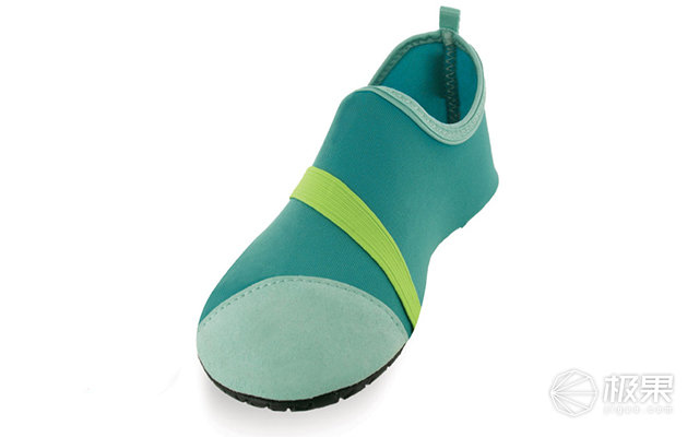 踩水速干跑步鞋,阿迪耐克袜子鞋