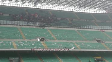 圣西罗红黑,红黑圣西罗