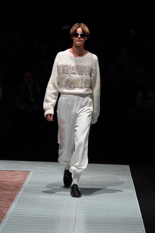 和supreme差不多的潮牌,supreme潮牌推荐