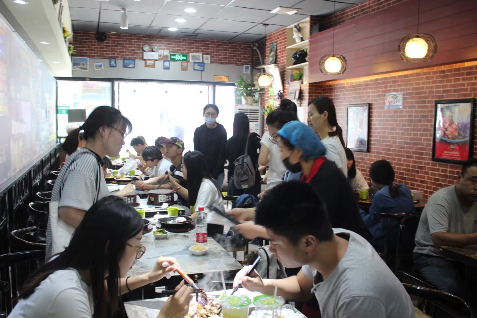 40秒，18块钱，济南有家神奇的餐厅，逛吃逛吃一路，停不下来