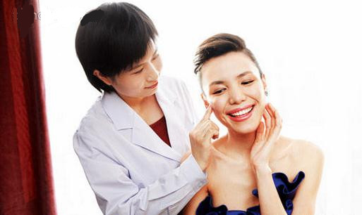 痘痘引起肿胀,痘痘引起的肿块是什么