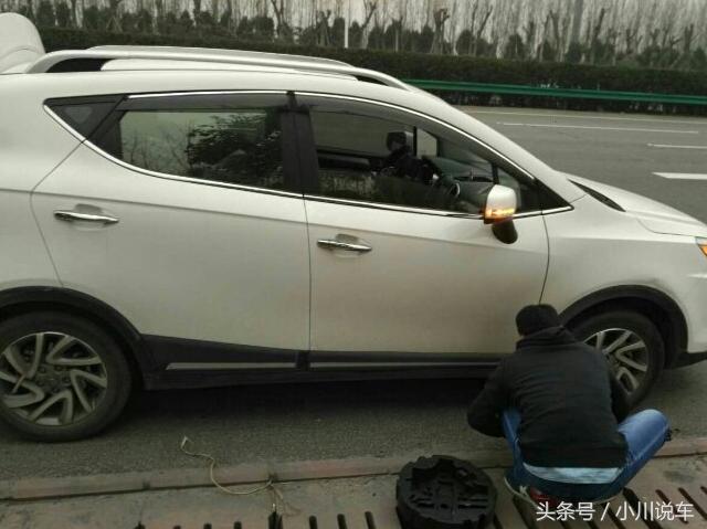 备胎固定螺丝坏了怎么办,防盗螺丝套筒丢了怎么办