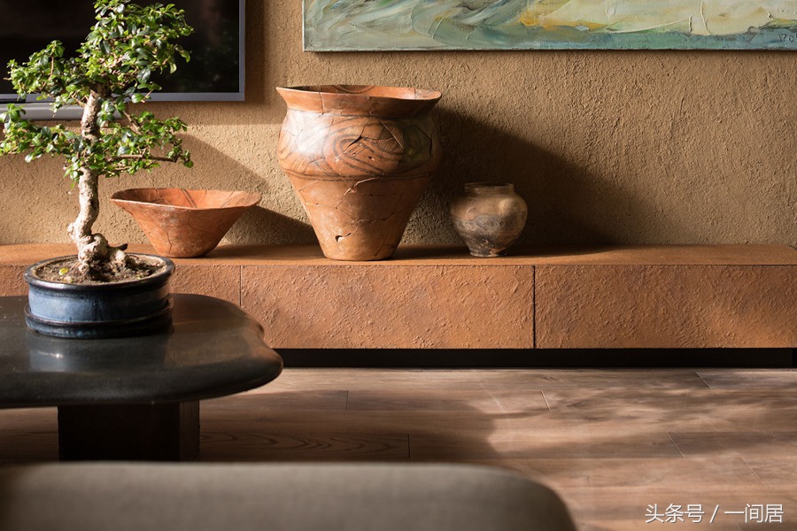 东西方设计元素的惊艳融合，乌克兰室内设计师生活公寓赏析