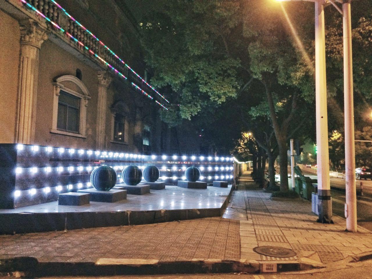 为什么要配这么多镜头,不出门有必要买多个镜头吗