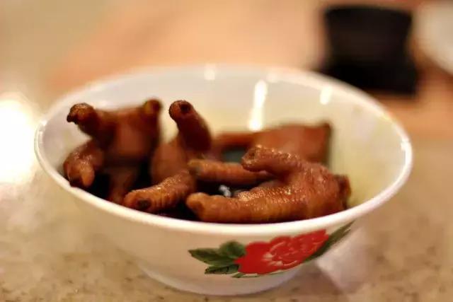 还坐什么地铁？坐上这趟最美公交，我宁愿堵成狗！