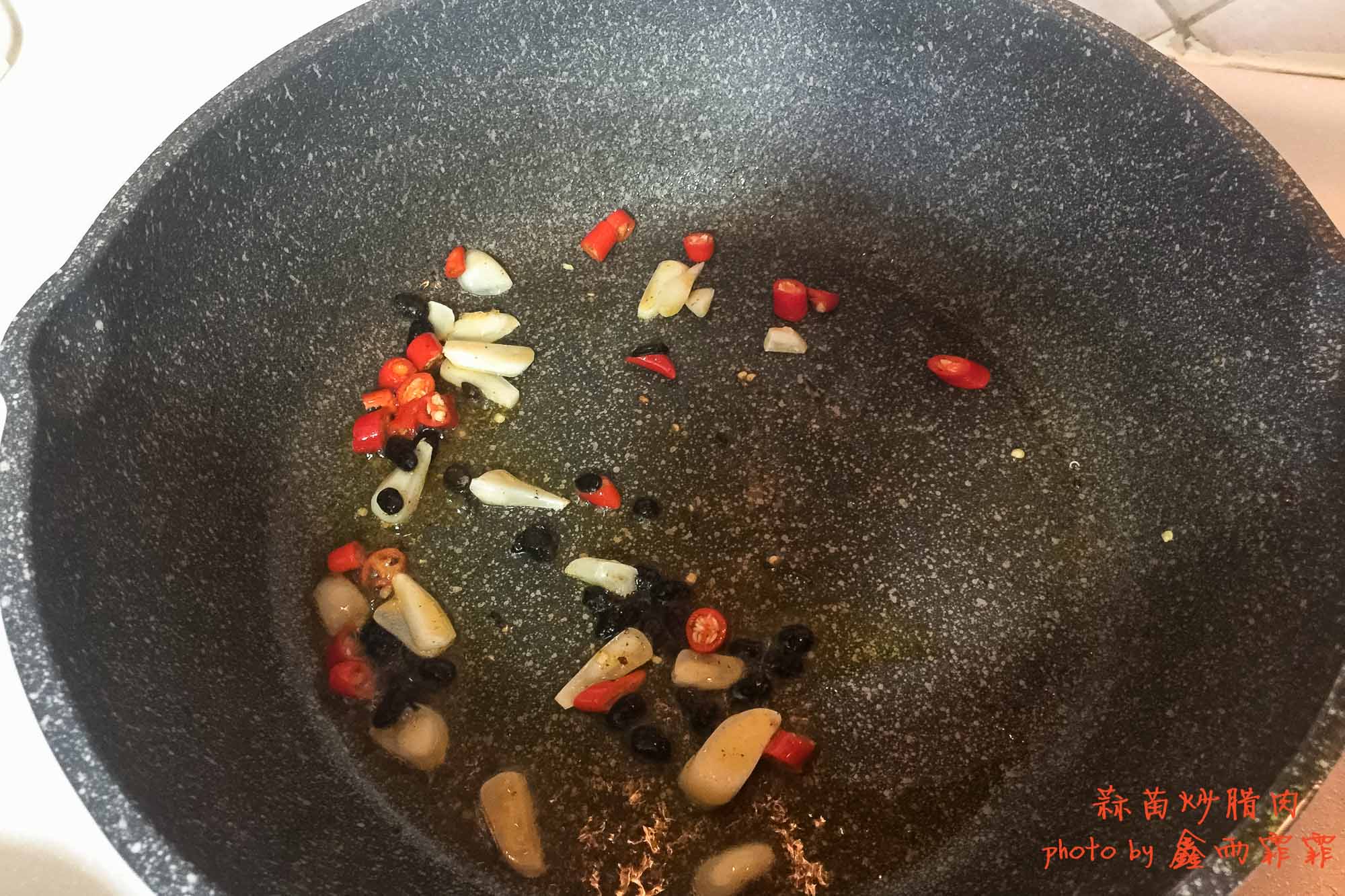 干腊肠怎么做才能不柴不硬呢,腊肠怎么处理又软又好吃