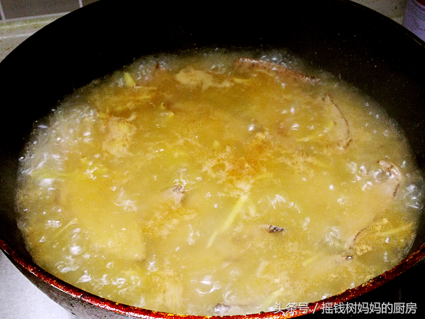 猪肝甜汤,猪肝汤补气养血安神