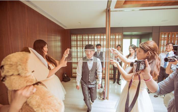 白雪公主和美人鱼公主结婚游戏,能在游戏里结婚生孩子的游戏