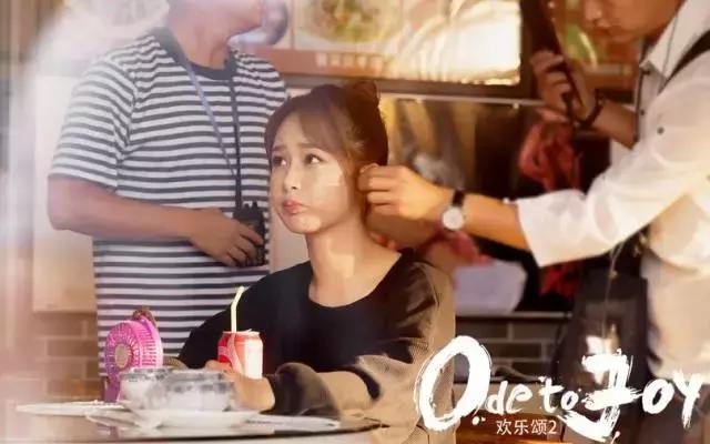 欢乐颂二小包总,欢乐颂2小包总向安迪求婚高甜