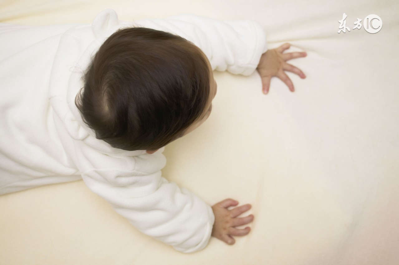 宝宝湿疹避开误区让湿疹远离孩子,一个月婴儿起湿疹宝妈忌口