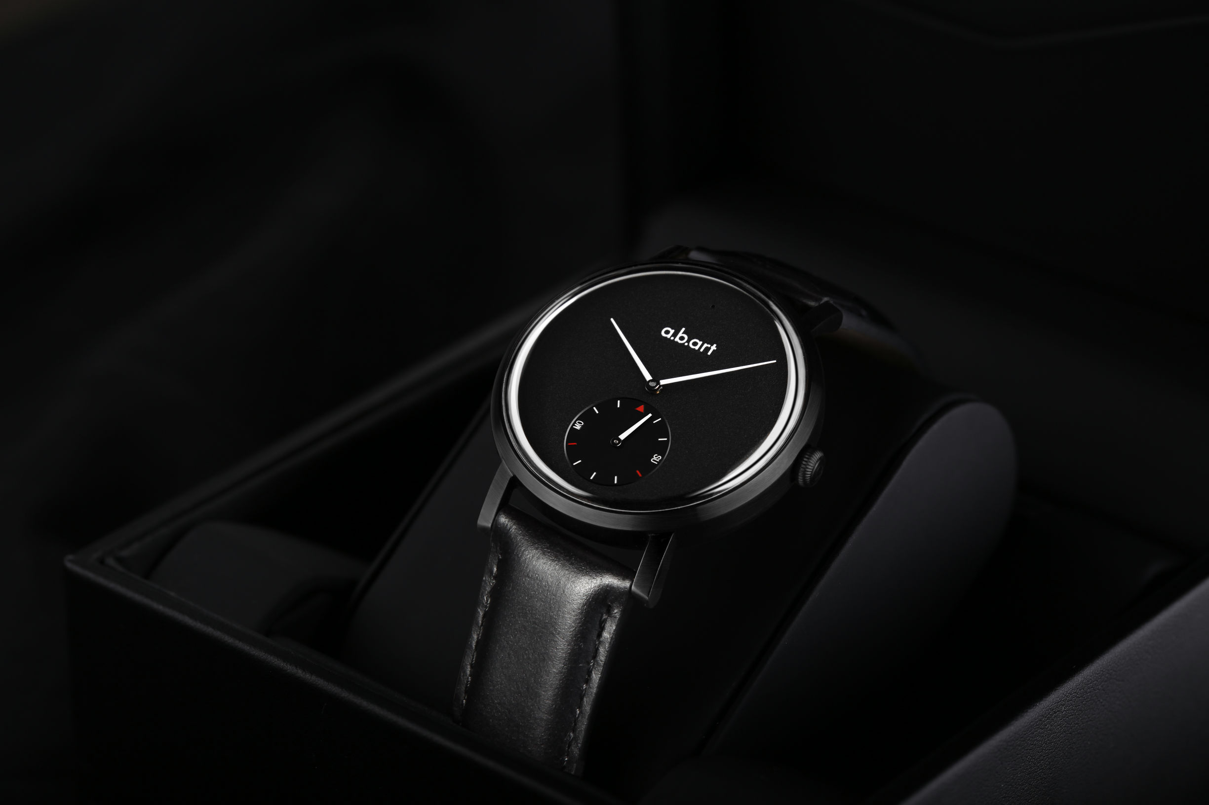 瑞士爱彼手表测评,爱彼雅智能手表靠谱吗