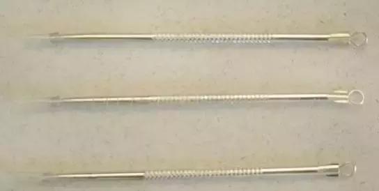 用粉刺针挑粉刺好吗,粉刺针挑痘正确使用方式