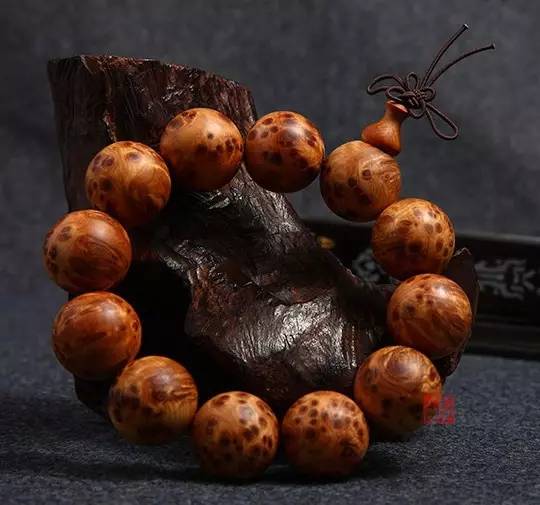 老炮儿豪车揭秘,老炮儿拿了什么东西