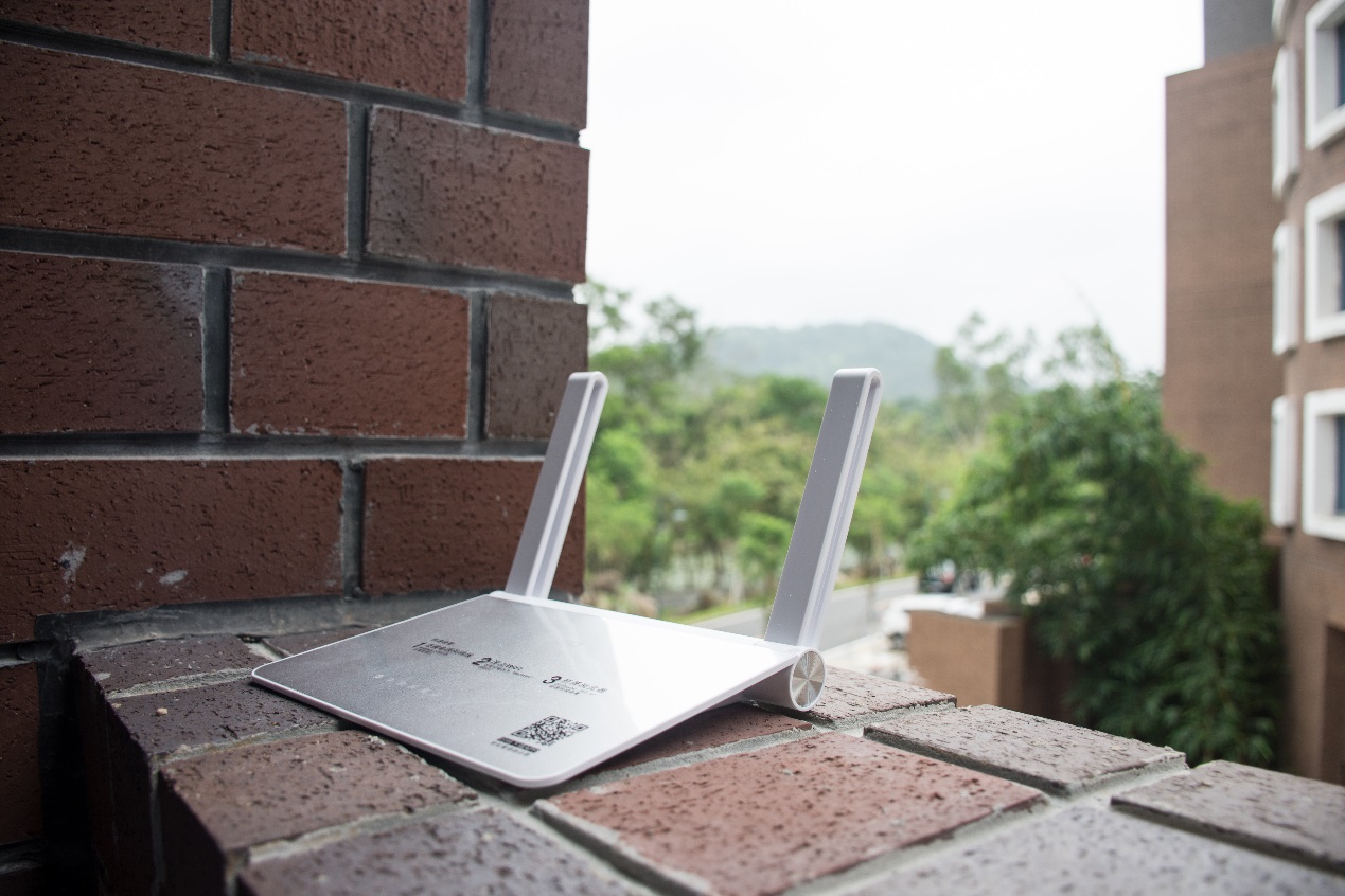 荣耀路由2s对比小米路由4a千兆版,小米路由器3g对比荣耀路由x20