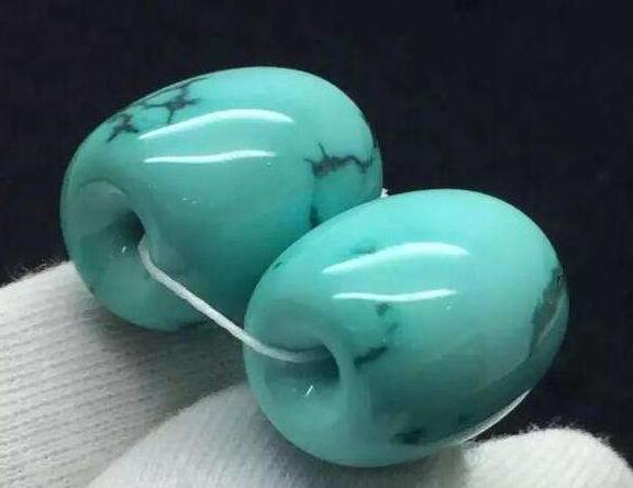 绿松石怎样盘玩才能透亮,绿松石盘过颜色会更漂亮吗