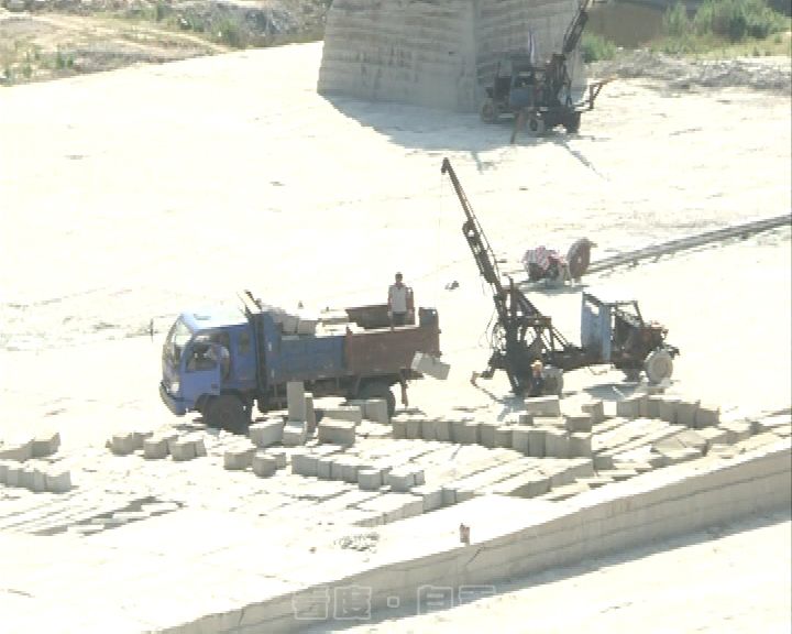 毗邻采石场噪音伴我入眠