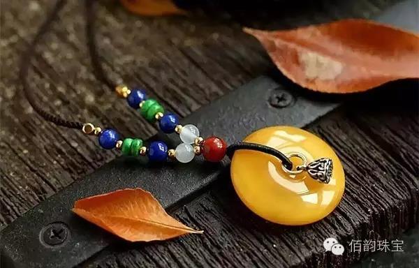 蜜蜡对人有什么益处,蜜蜡对什么有好处