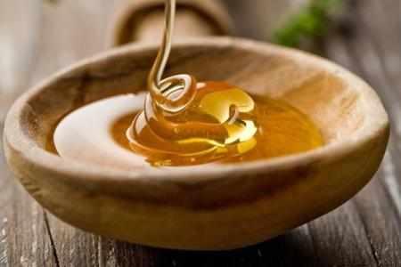 蜂蜜是食疗佳品吗,蜂蜜是健康营养食品适合各类人群