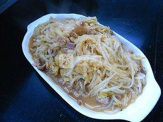 炒菜时关火放味精做法,味精和鸡精放进去多长时间关火