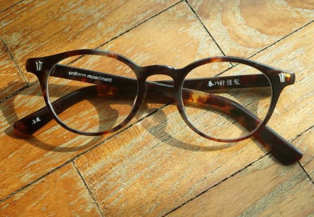 目前十大最好的眼镜品牌,日常好看的平价眼镜品牌