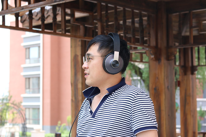 飞利浦shl3565和shp8000对比,飞利浦shp真的很好吗