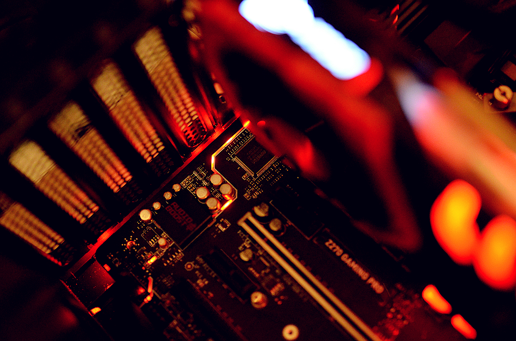 gtx1050ti能玩严阵以待吗,gtx1050ti可以玩暗区突围