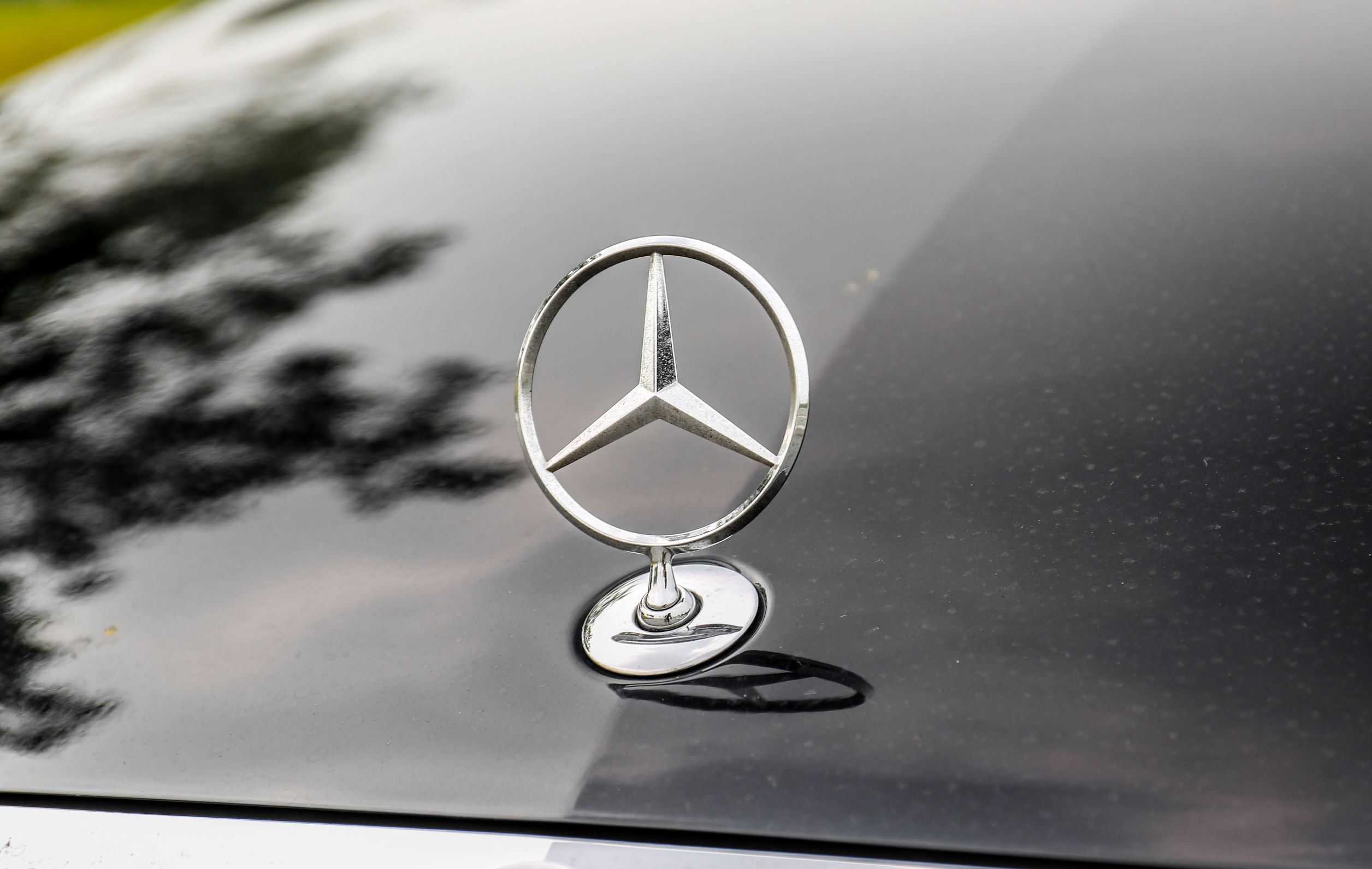 宝马5系对比奔驰e级,奔驰e级属于什么档次