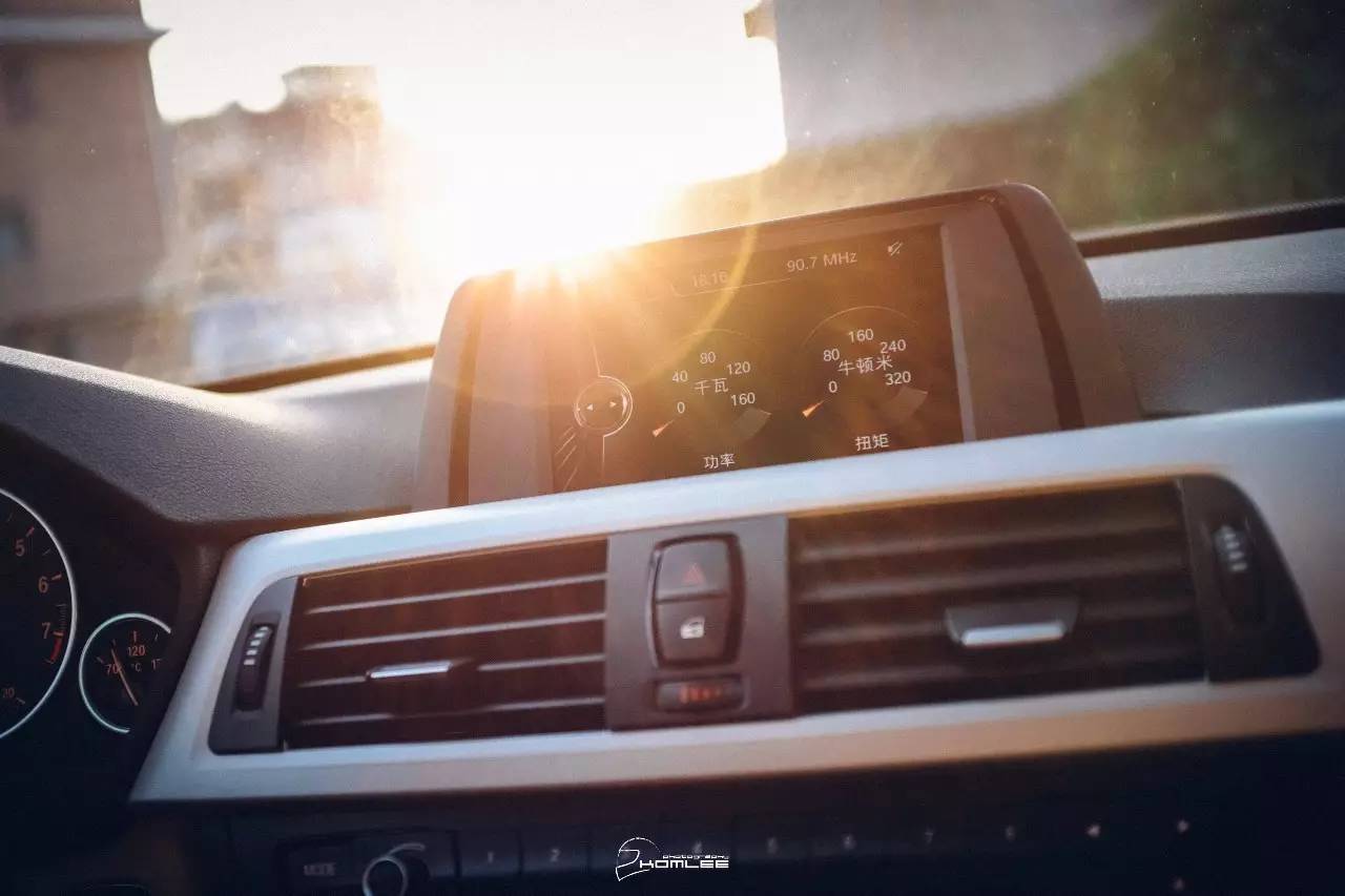 新款宝马3系和3系gt舒适度哪个好,3系gt和3系操控性对比